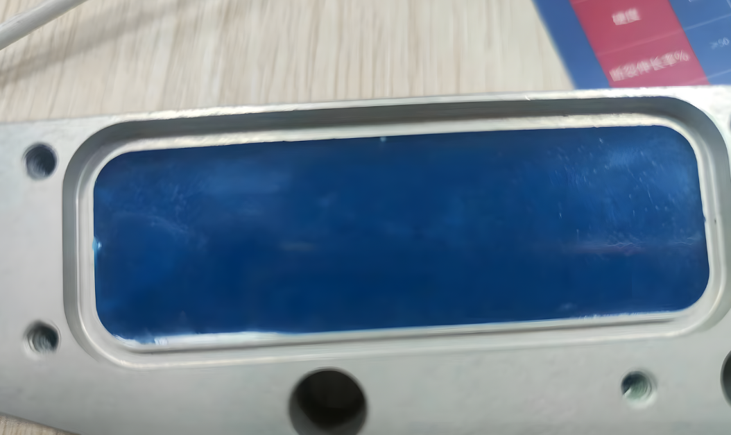 高鐵車體(ti) 地磁傳(chuan) 感器灌封